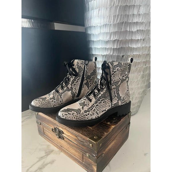Linea Paolo Trinity Cream Snake Print Leather Combat Boots - Picture 2 of 8